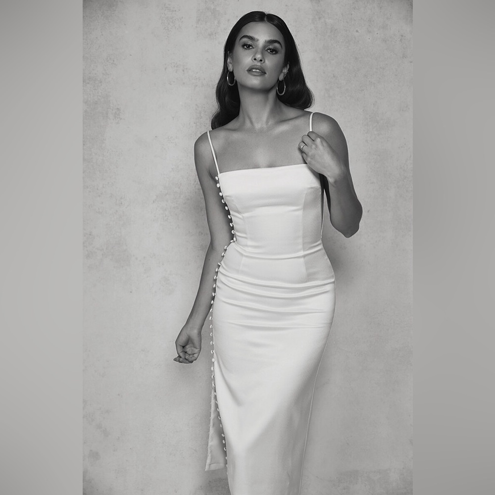 Sarah Seven Claudette Size 4